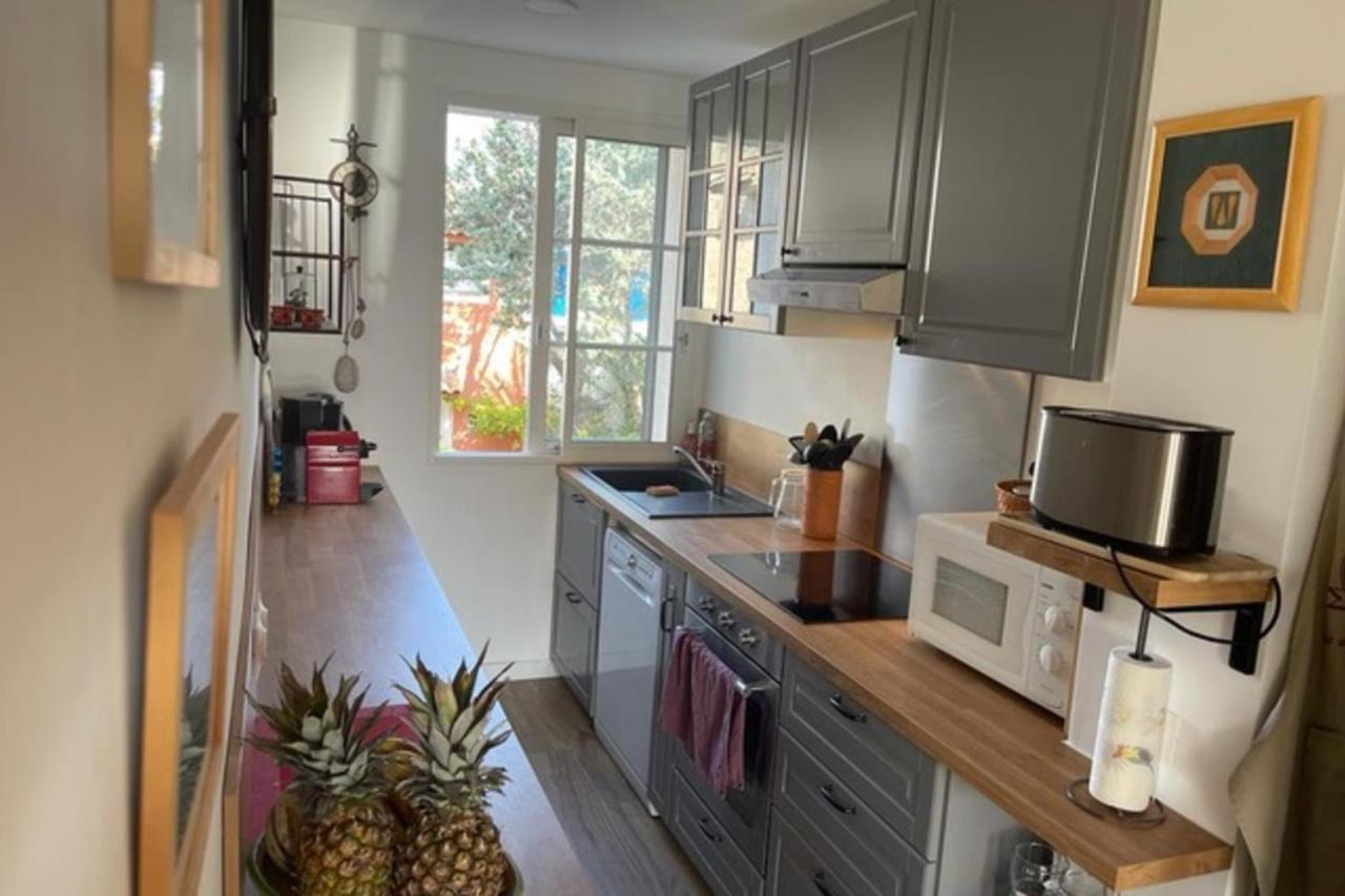 Charming Apartment Overlooking The Lake City 格里莫 外观 照片